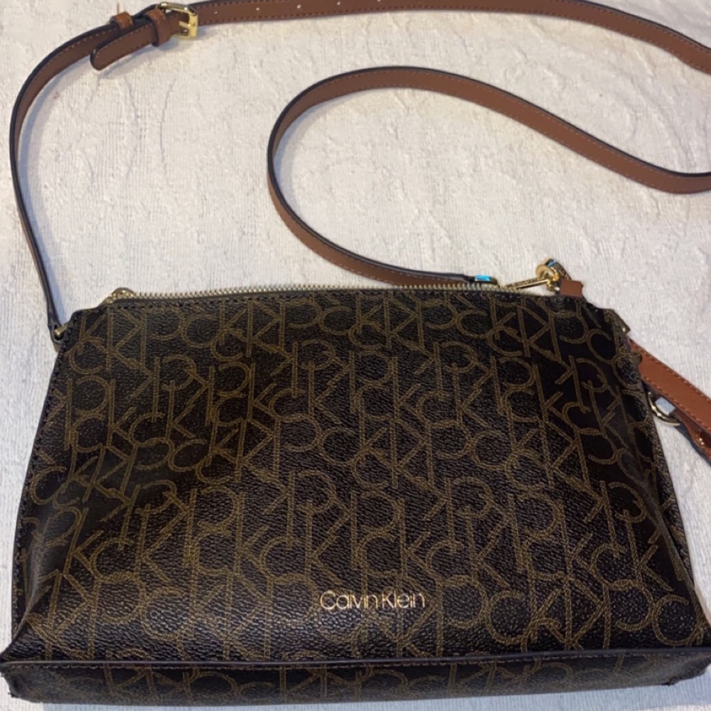Calvin Klein Crossbody bag